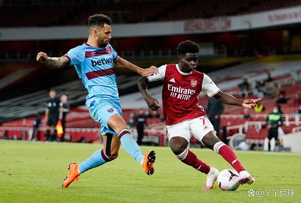 CBA：广东男篮轻松击败宁波队